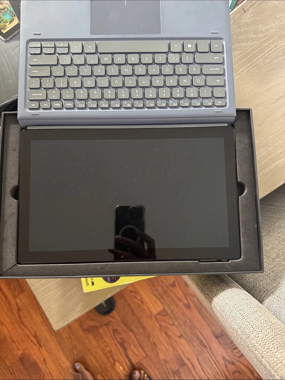 N/A black tablet